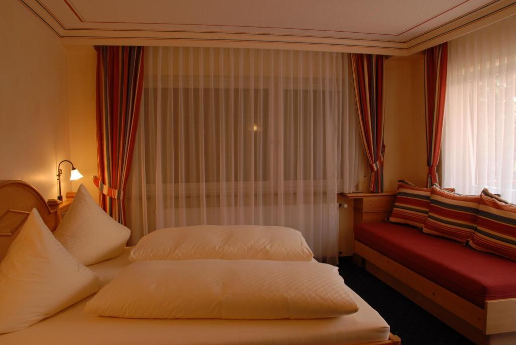 Hotel-Restaurant Schieble เคนซิงเงน ห้อง รูปภาพ
